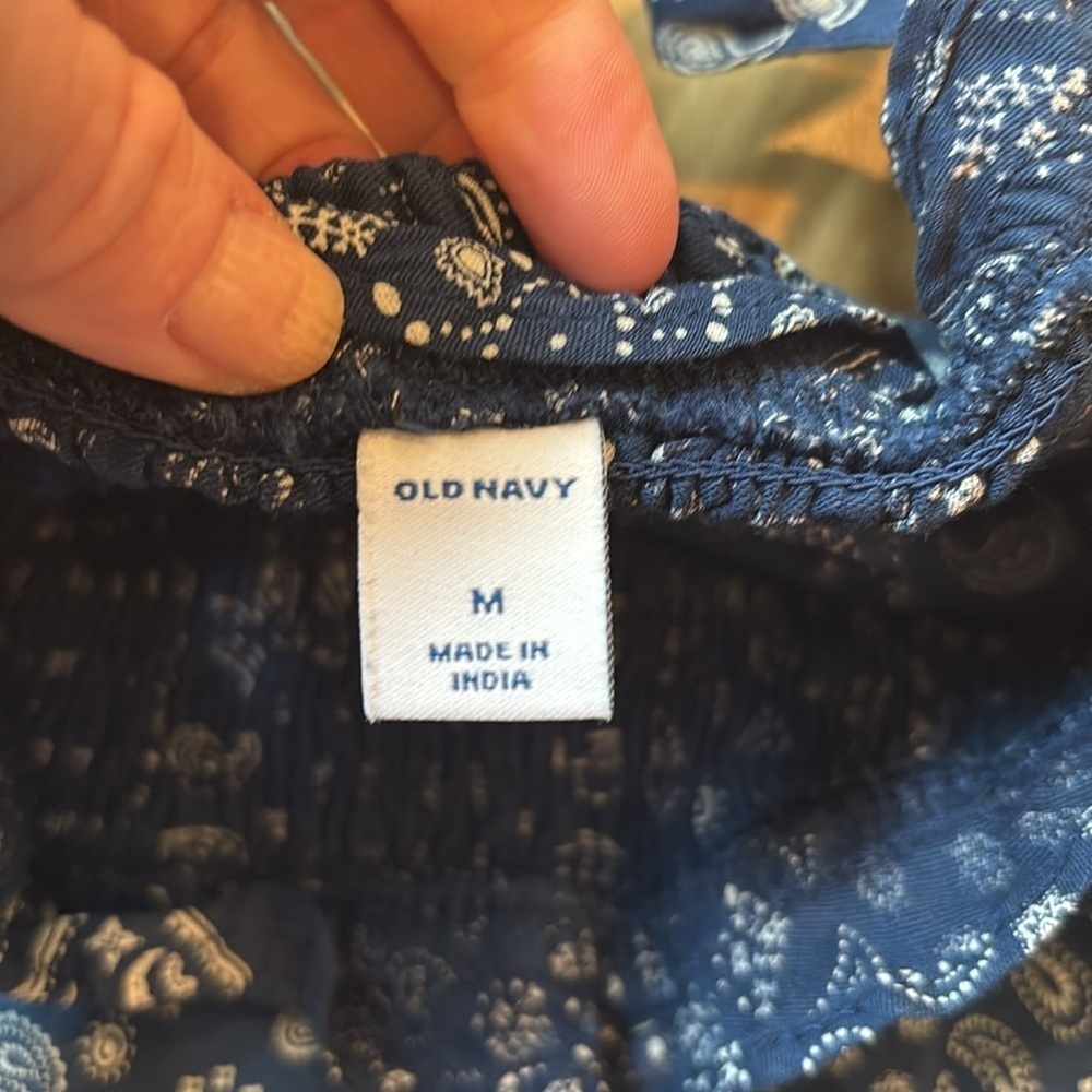 Old Navy Tank Top Blue Bandana Tie Strap Paisley NWT Size Medium - Picture 6 of 8